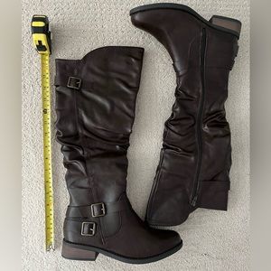 NEVER WORN Dark brown size 7 Olivia Miller boots